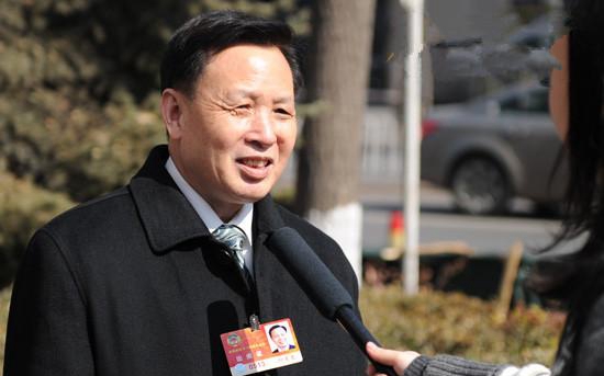 何星亮：因地制宜制定治理策略 確保政策有效性